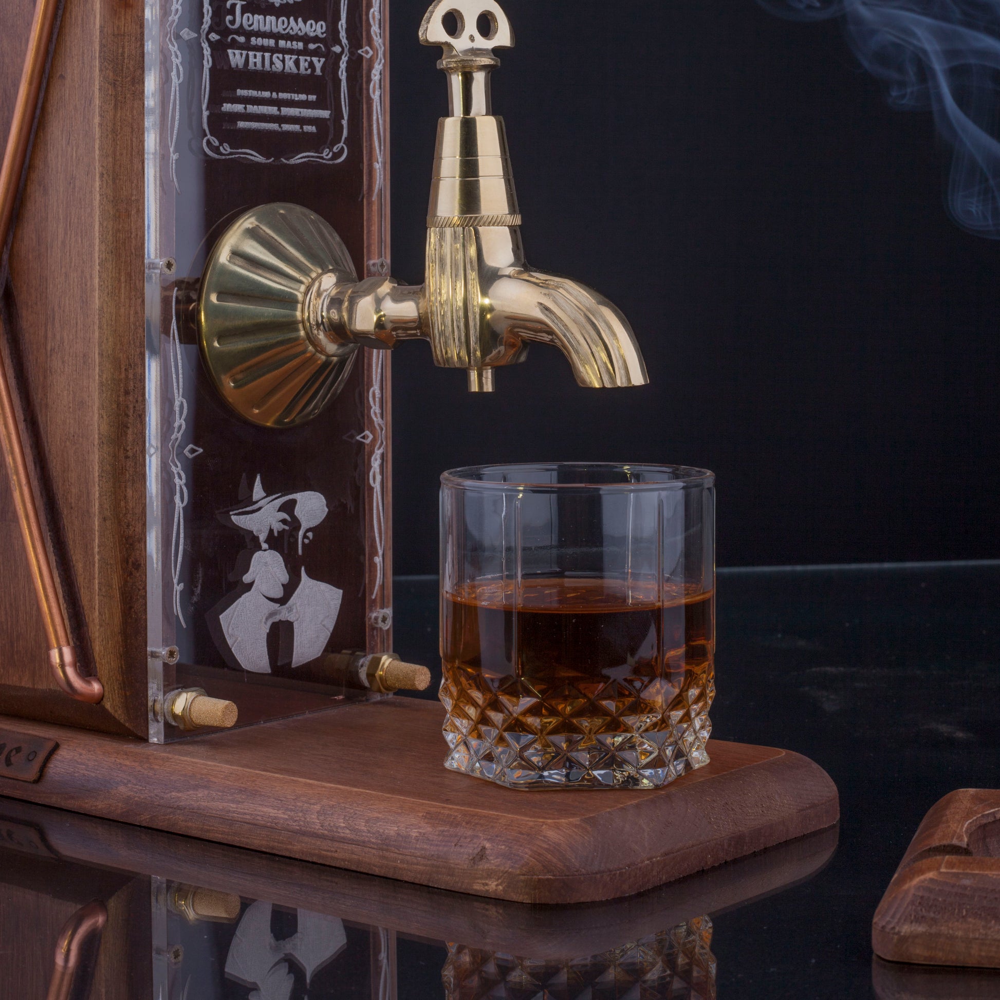 Kahve Altın Viski Çeşmesi (Jack Daniels Temalı)