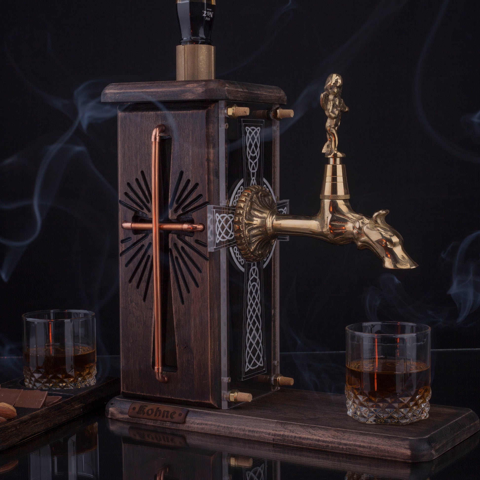 Cross Crucifix Viski Çeşmesi Siyah & Gold Premium Viski Çeşmesi