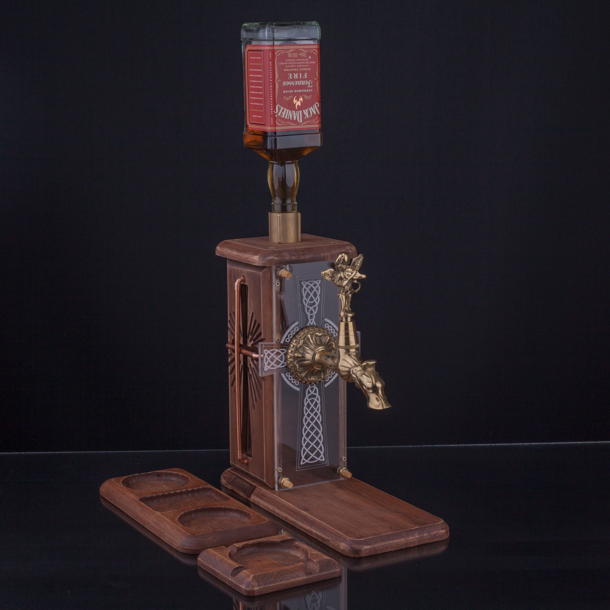Cross Crucifix Viski Çeşmesi Kahverengi & Gold Premium Viski Çeşmesi