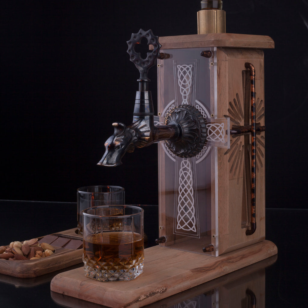 Cross Crucifix Viski Çeşmesi Oak & Eskitme Bakır  Premium Viski Çeşmesi