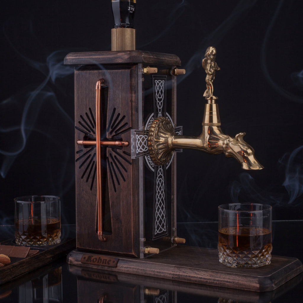 Cross Crucifix Viski Çeşmesi Siyah & Gold  Premium Viski Çeşmesi