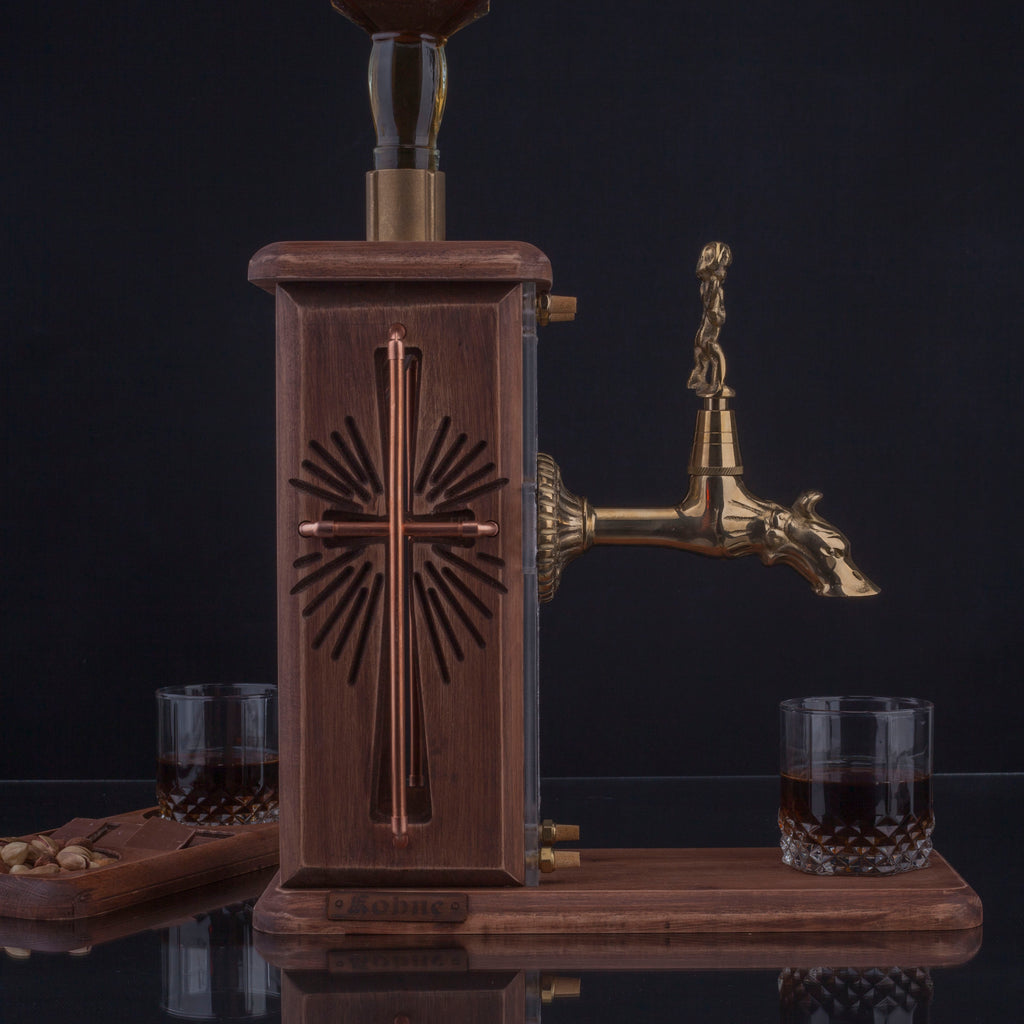 Cross Crucifix Viski Çeşmesi Kahverengi & Gold  Premium Viski Çeşmesi